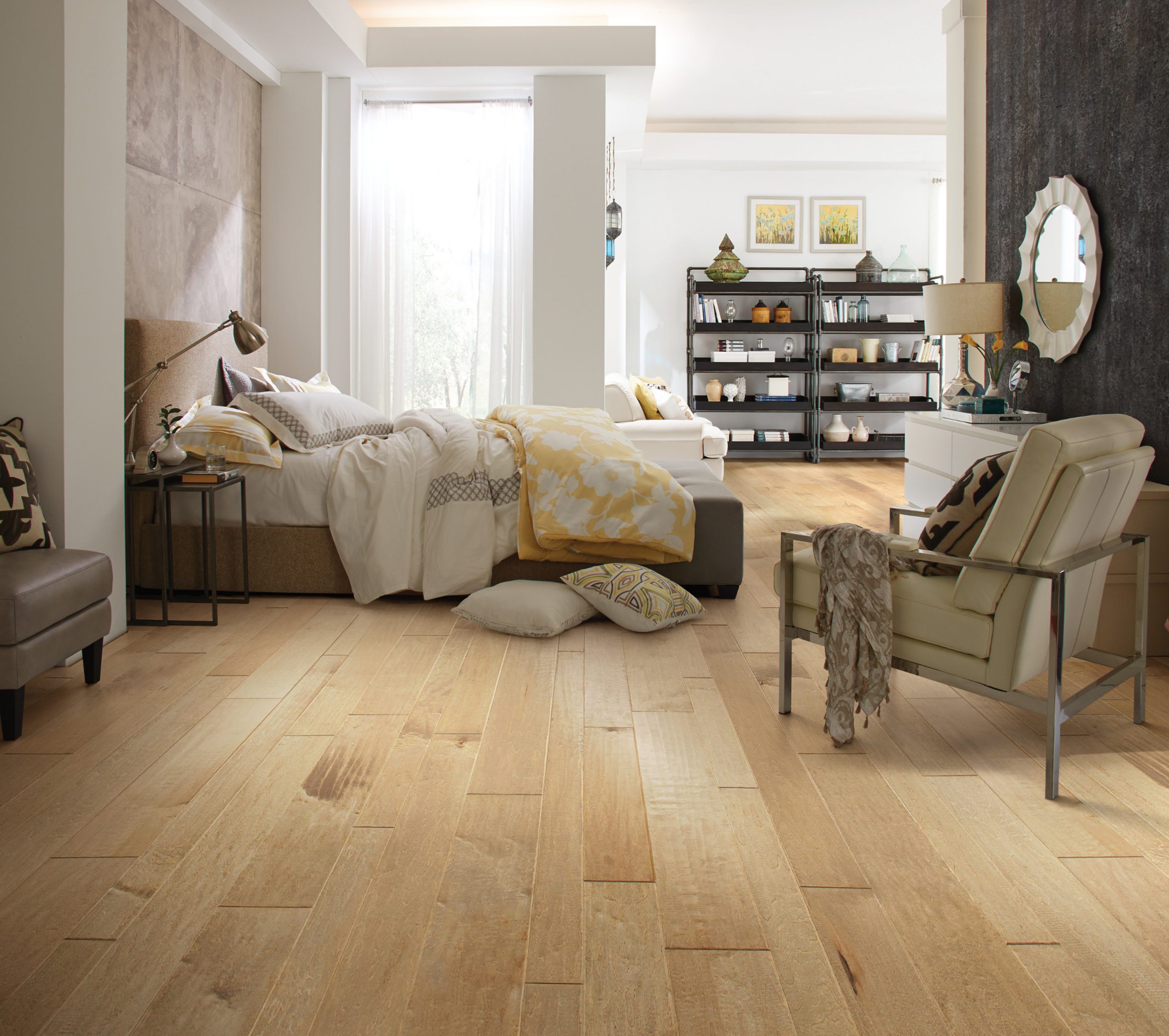 Hardwood: How to decided whether to chose light or dark hardwood